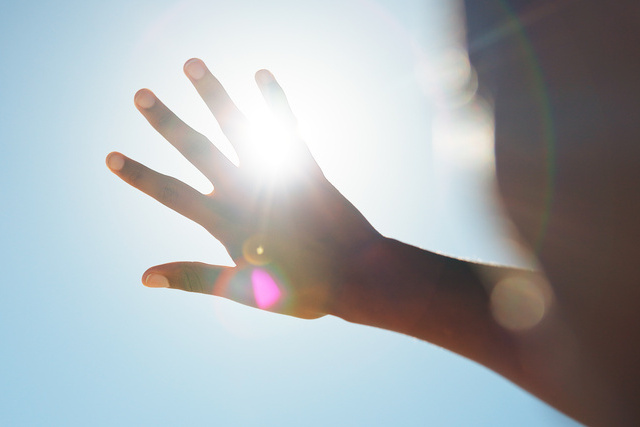 エンビロン 公式ブログ「SPFの先にある“肌の未来”を考える　エンビロンの新発想UVケア」ラドアクティブエンリッチドサンクリーム